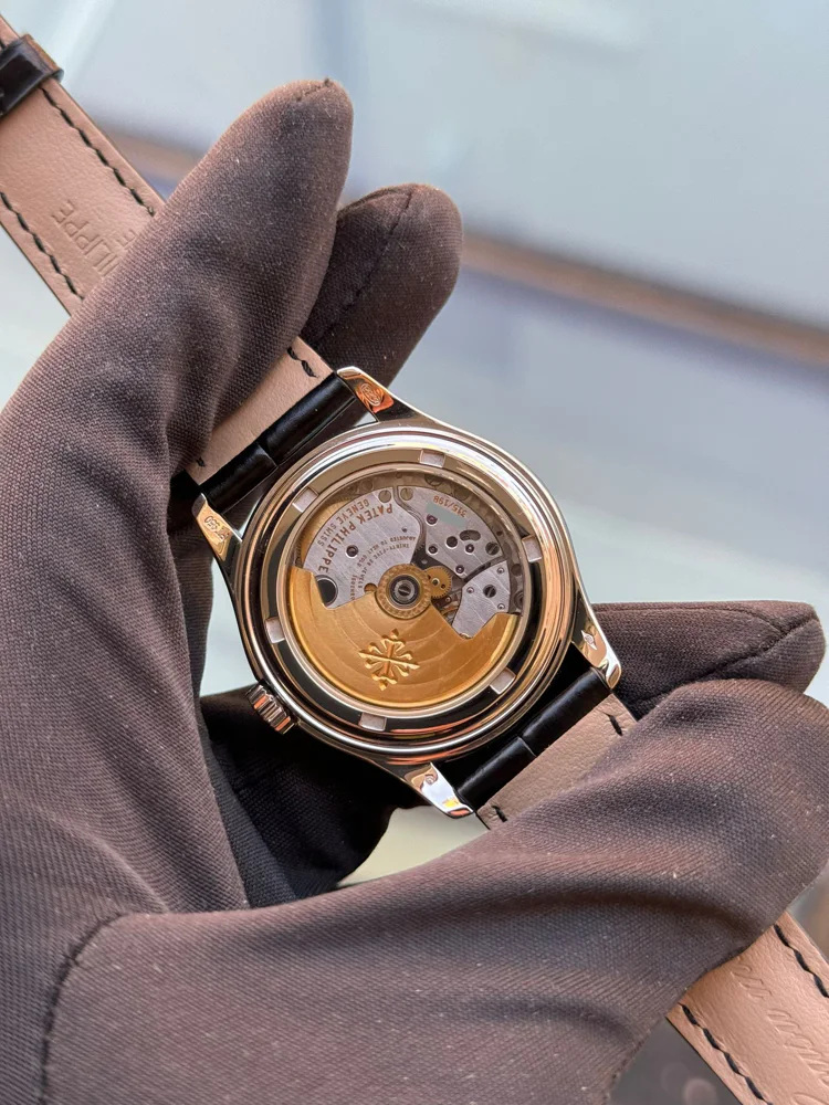 Patek Philippe Annual Calendar Platinum GREY DIAL Annual Calendar Platinum + Extract from the Archives 2003 WG clasp